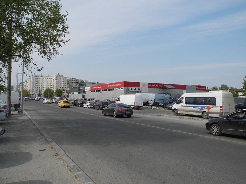 Berceni, 2min. metrou, stradal, decomandat, liber 19.01!