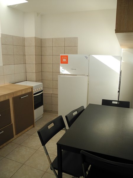 Berceni, 2min. metrou, stradal, decomandat, liber 19.01!